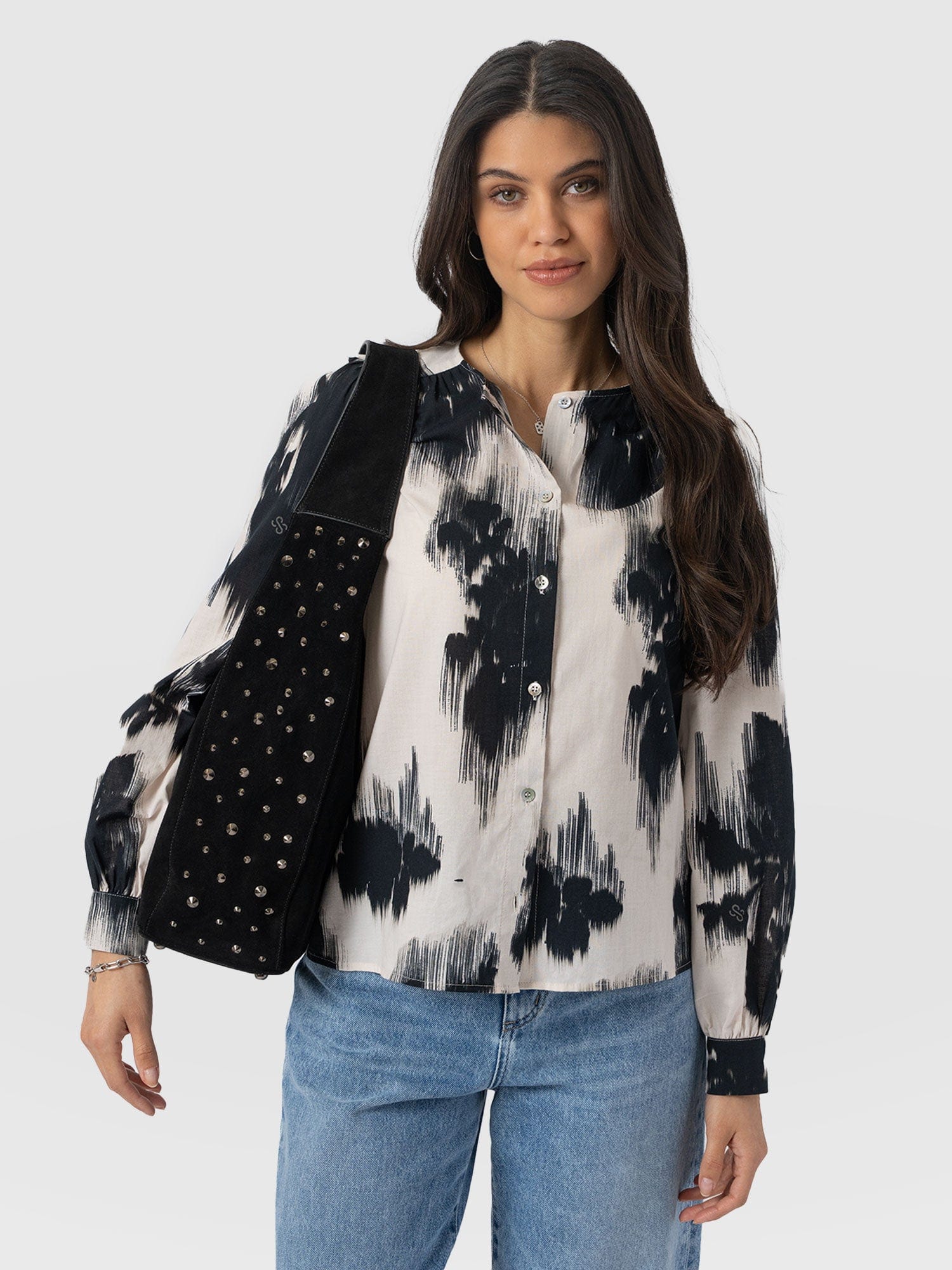Amelie Blouse - White Fade Floral - Women's Blouses | Saint + Sofia® USA